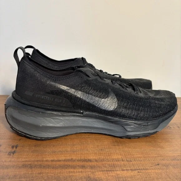 Nike Men's Invincible 3 Running Shoes Sneakers Black Size 9 - Picture 1 of 6